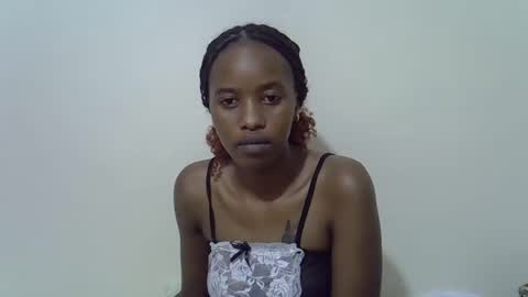 hotcatty01 online show from August 13, 4:43 pm
