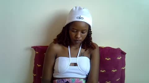 hotcatty01 online show from August 15, 9:46 am