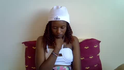 hotcatty01 online show from August 15, 10:52 am
