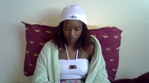 hotcatty01 online show from August 15, 1:15 pm