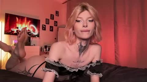 hotchubently online show from July 23, 10:28 am