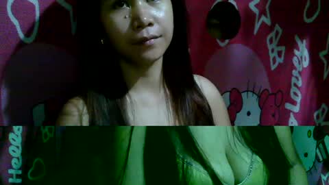 hotcupcake19 online show from July 1, 9:21 am