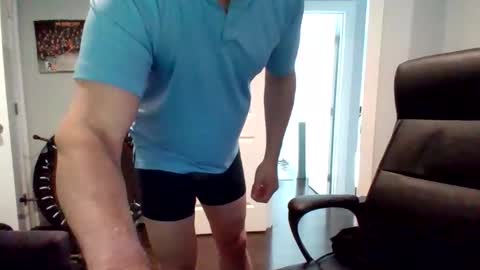 hotdog1124 online show from June 2, 12:30 pm