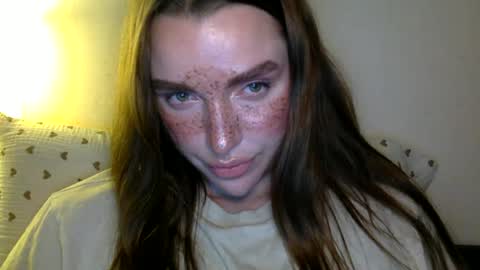 effy online show from August 16, 9:52 pm