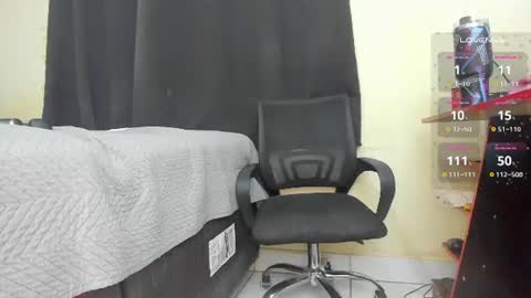 Jade and Joker online show from August 9, 9:49 pm