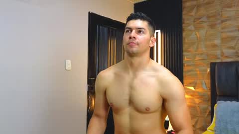 felipe  marcello online show from August 4, 8:50 pm