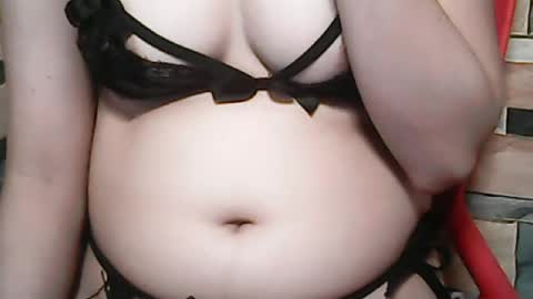 hotfuntasypinay online show from August 15, 1:26 pm