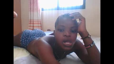 hotgal037 online show from March 11, 5:04 am