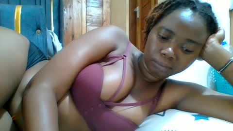 Queen online show from August 1, 4:02 pm