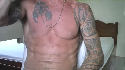 hothunkharry69 online show from August 4, 3:25 am