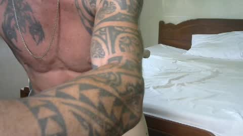 hothunkharry69 online show from August 4, 4:31 am