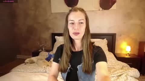 Lia   online show from August 14, 9:18 pm