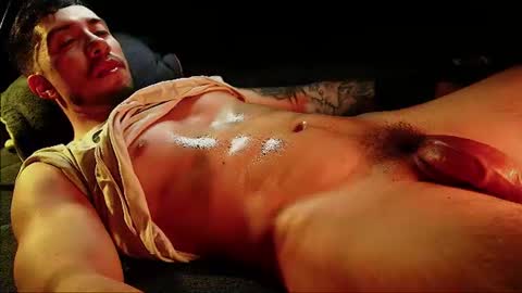 Hotlatinking online show from August 6, 5:50 am