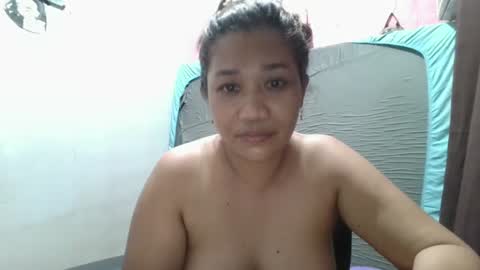hotlavender online show from August 16, 5:00 am