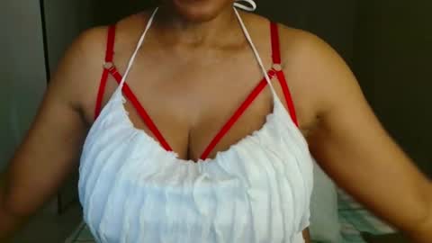 hotlilya online show from July 31, 10:32 am