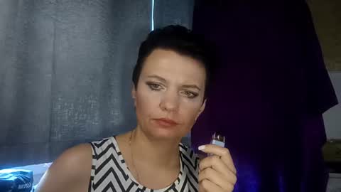 hotmamaqueen234 online show from July 31, 7:58 am