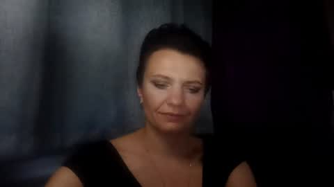 hotmamaqueen234 online show from August 10, 8:54 pm