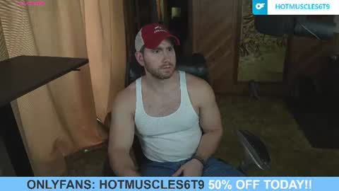 hotmuscles6t9 online show from August 3, 9:00 pm