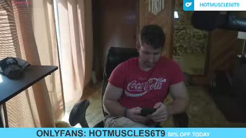 hotmuscles6t9 online show from August 15, 4:11 pm