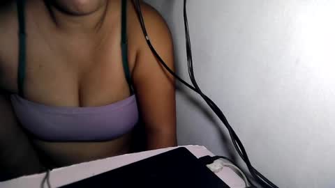 hotnathaly92 online show from August 7, 8:03 am