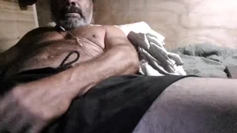 hotnriv13 online show from August 3, 9:55 pm