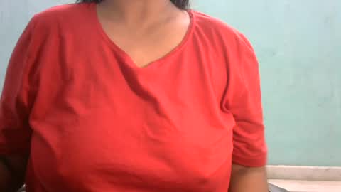 hotsneha29 online show from August 3, 11:39 am