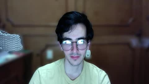 Hotstuff online show from May 17, 2:12 am