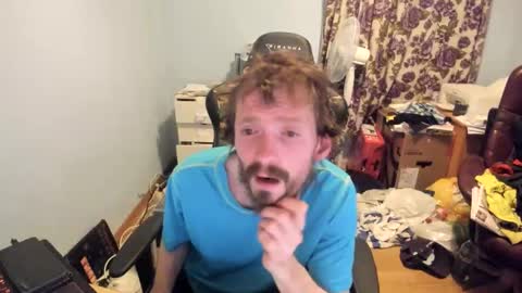 hot online show from March 4, 7:32 pm