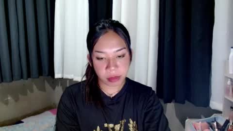 jelaigrande  online show from July 21, 6:10 pm