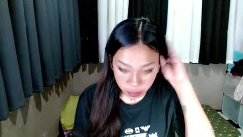 jelaigrande  online show from August 6, 7:40 am