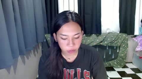 jelaigrande  online show from August 13, 9:56 am