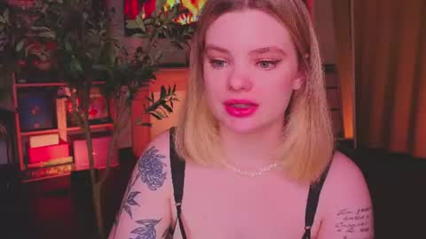 Jane    online show from June 28, 5:49 pm
