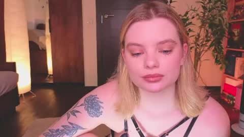 Jane    online show from July 3, 11:34 am