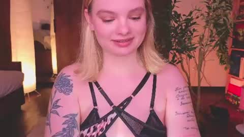 Jane    online show from July 3, 12:40 pm