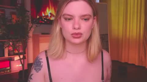 Jane    online show from July 11, 1:06 pm
