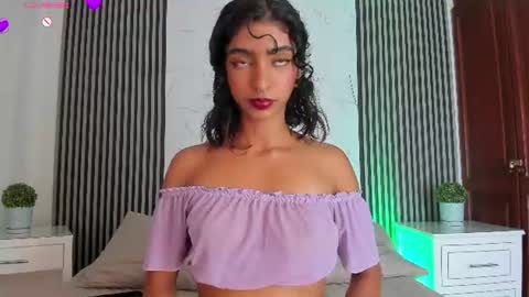 Veronica  online show from July 31, 11:10 pm