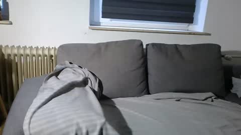 Hottieselly online show from August 18, 4:35 pm