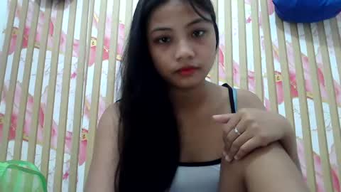 hottiest_asian online show from August 14, 4:05 am