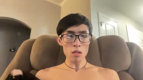 hottiewithabody101 online show from August 10, 10:33 pm