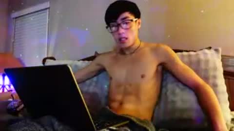 hottiewithabody101 online show from August 11, 4:31 pm