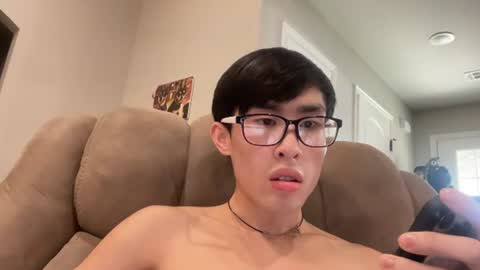 hottiewithabody101 online show from August 11, 6:43 pm
