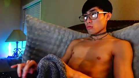 hottiewithabody101 online show from August 11, 11:29 pm