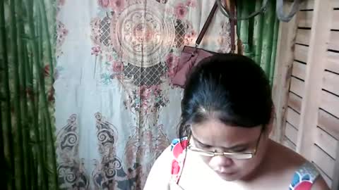 hotty_babex online show from August 5, 4:10 am