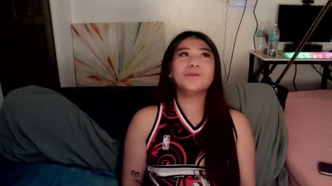 hotty_charlottex69 online show from August 12, 7:00 am