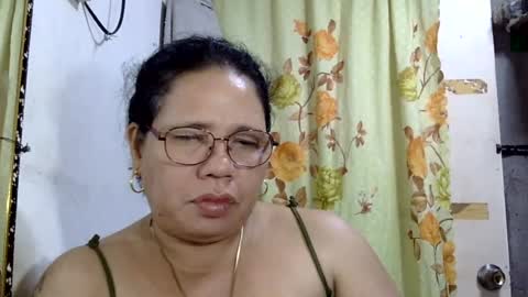 hottycrissy4u online show from September 3, 3:37 pm