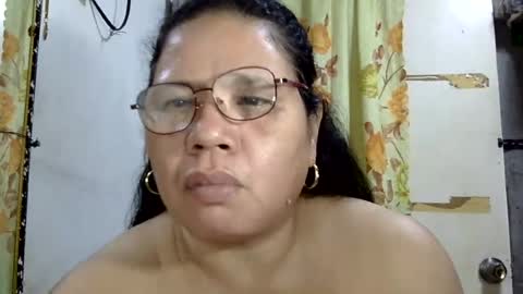 hottycrissy4u online show from September 4, 10:03 pm