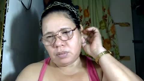 hottycrissy4u online show from September 6, 5:46 am