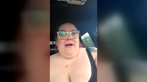 hotwife4685 online show from June 22, 10:54 pm