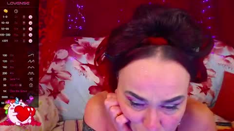 Hotzlata online show from August 5, 2:37 pm