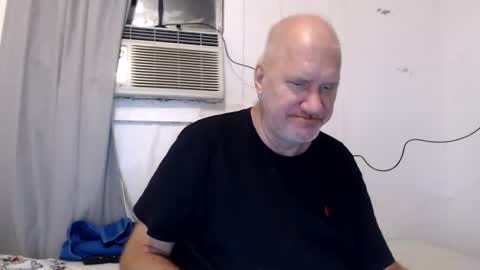 houseflipper online show from August 6, 4:22 am